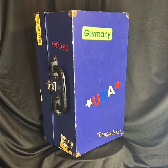 Vintage Chosun Teddy Bear Travel Trunk - Picture 3 of 11